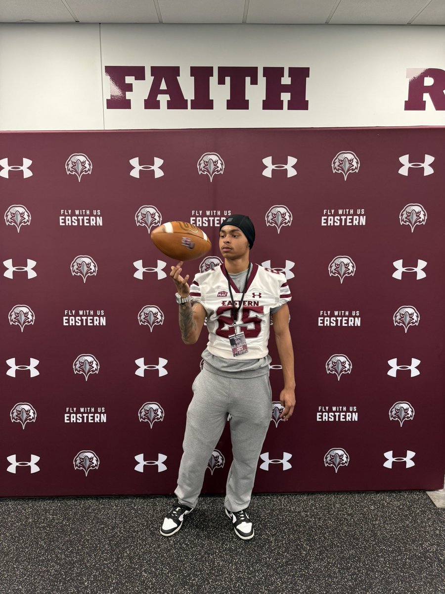 GCarrJr25 tweet media