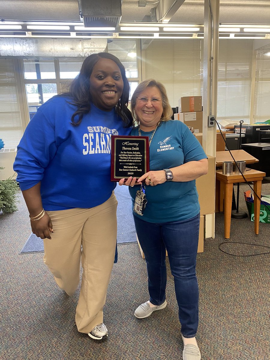 Sumner Elementary (@sumnerseahawks) on Twitter photo Congratulations to Theresa Smith on her retirement of 25 years in education and 14 years at Sumner. We are so excited about your journey ahead. <a href="/MrsHinton3/">Tiffany Hinton</a> <a href="/ShelenaChavis/">Shelena Chavis</a> Congratulations to Theresa Smith on her retirement of 25 years in education and 14 years at Sumner. We are so excited about your journey ahead. <a href="/MrsHinton3/">Tiffany Hinton</a> <a href="/ShelenaChavis/">Shelena Chavis</a>