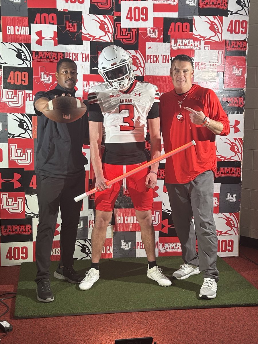 D1_Rose313's tweet photo. Taking advantage of any opportunity given, #BOOMTOWN #Committed @CoachGipson11 @coachccoltharp @coachmac_22 @_CoachZo_ @bronco_houston https://t.co/AuTwNTamgy