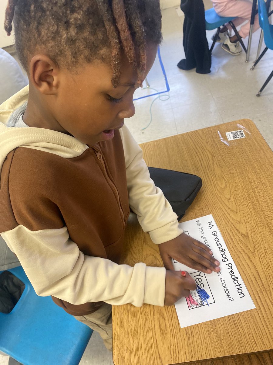 Sumner Elementary (@sumnerseahawks) on Twitter photo Will the Groundhog see his shadow? Students make their predictions and are ready for results. <a href="/MrsHinton3/">Tiffany Hinton</a> <a href="/ShelenaChavis/">Shelena Chavis</a> Will the Groundhog see his shadow? Students make their predictions and are ready for results. <a href="/MrsHinton3/">Tiffany Hinton</a> <a href="/ShelenaChavis/">Shelena Chavis</a>