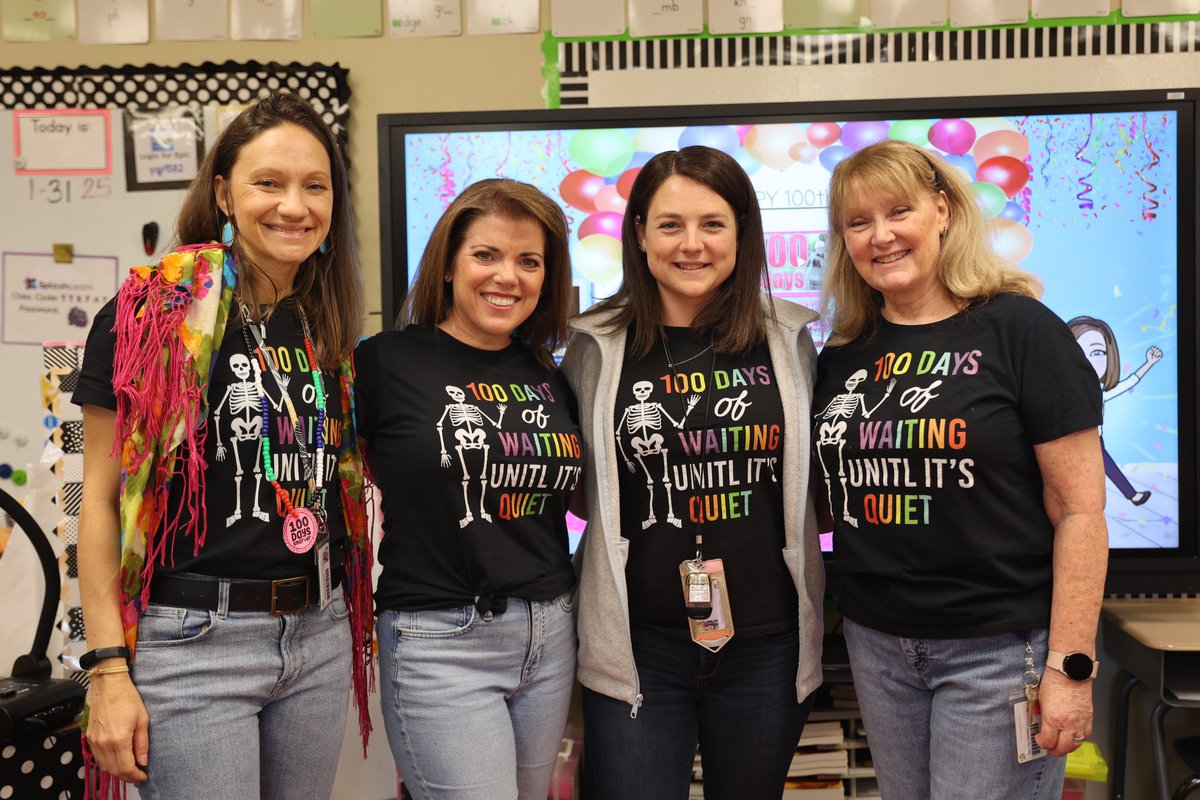 TVSknights's tweet photo. Today marked our 100th day of school, and the Lower School celebrated in style! Our first-graders put on a fashion show featuring outfits with 100 of their favorite things, the excitement was everywhere! Even the teachers got in on the fashion fun! 

#knightsforlife #100days https://t.co/XTUEXbIdju
