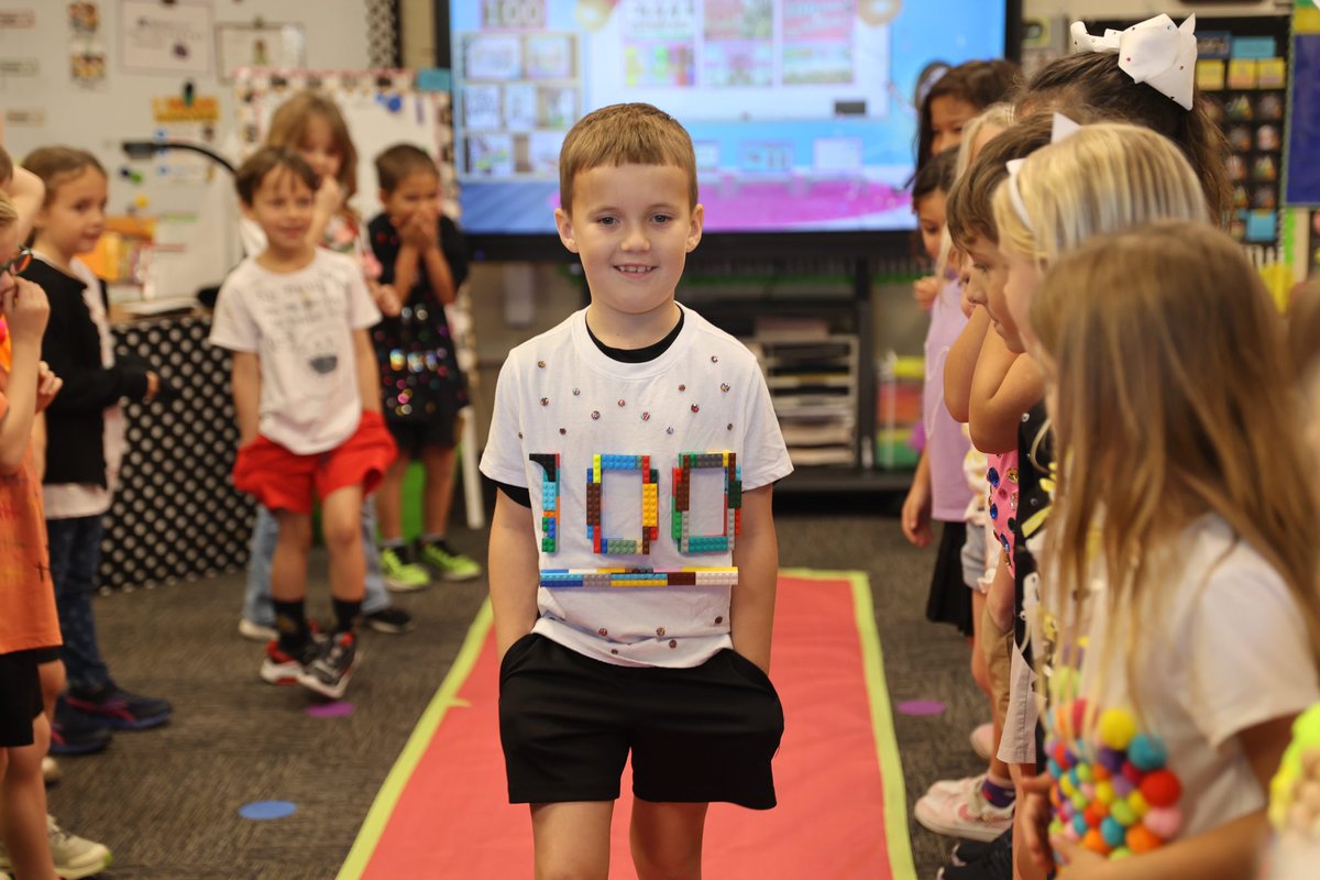 TVSknights's tweet photo. Today marked our 100th day of school, and the Lower School celebrated in style! Our first-graders put on a fashion show featuring outfits with 100 of their favorite things, the excitement was everywhere! Even the teachers got in on the fashion fun! 

#knightsforlife #100days https://t.co/XTUEXbIdju