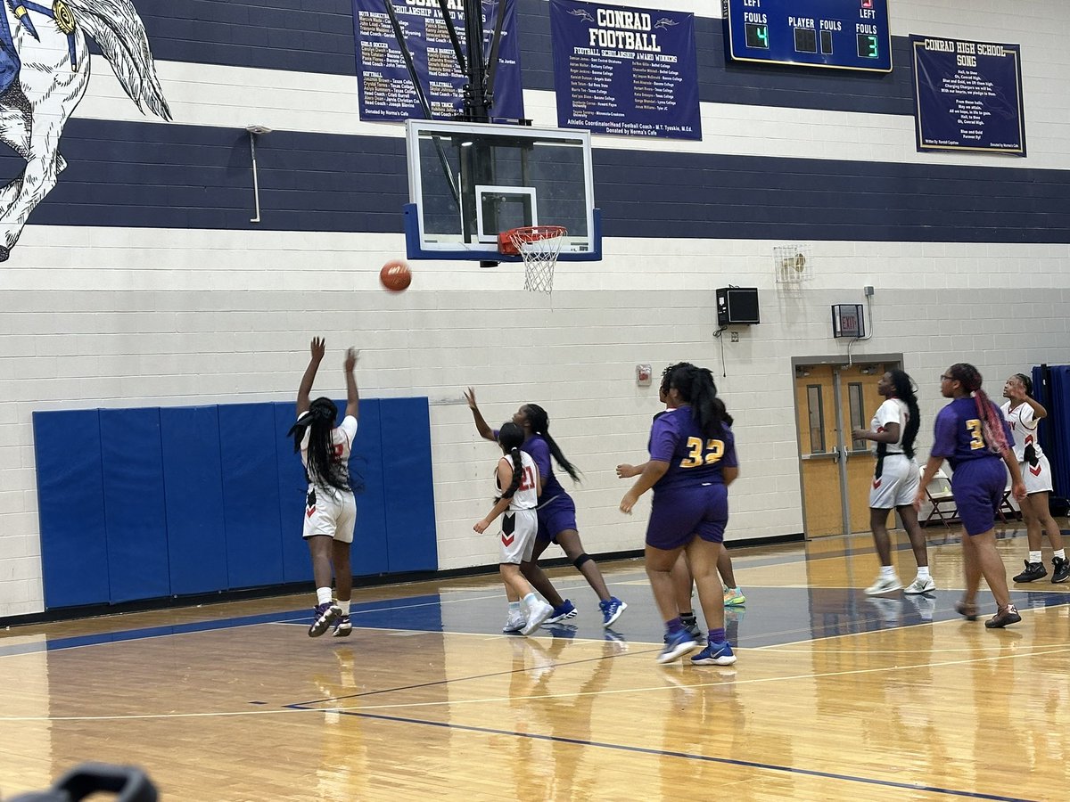 SamTasbyAthletics (@tasbyathletics) on Twitter photo Last night <a href="/TheGriffins22/">Home of the Griffins</a> walked away 2:2 against Spence: 8th girls and 7th boys bringing home wins, 7th girls and 8th boys falling short by only a single point! Proud of y’all’s hard work! <a href="/MelFogiePE/">Mel Fogie, EdD</a> <a href="/NeshaMaston/">Dr. Nesha Maston</a> <a href="/ElizabethBA10/">Elizabeth Blue-Allen, M.Ed</a> <a href="/JoshRagsdale/">Josh Ragsdale</a> <a href="/SBarrios_DISD/">Dr. Sandra Barrios-Rojas, Executive Director</a> Last night <a href="/TheGriffins22/">Home of the Griffins</a> walked away 2:2 against Spence: 8th girls and 7th boys bringing home wins, 7th girls and 8th boys falling short by only a single point! Proud of y’all’s hard work! <a href="/MelFogiePE/">Mel Fogie, EdD</a> <a href="/NeshaMaston/">Dr. Nesha Maston</a> <a href="/ElizabethBA10/">Elizabeth Blue-Allen, M.Ed</a> <a href="/JoshRagsdale/">Josh Ragsdale</a> <a href="/SBarrios_DISD/">Dr. Sandra Barrios-Rojas, Executive Director</a>
