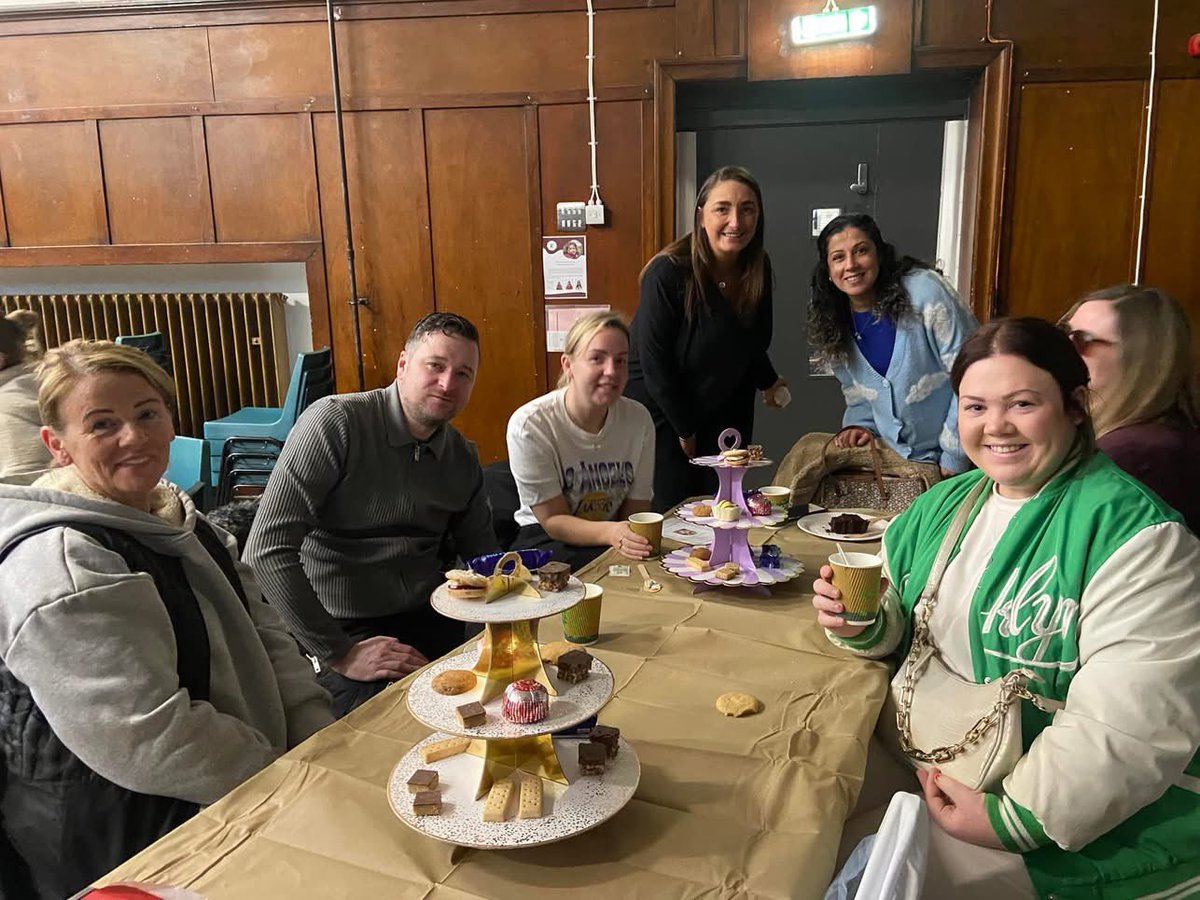 RossElaineross's tweet image. A beautiful Mass to start my last day as #HeadTeacher of @StCharlesGla  before tea and a chat in the hall with members of the #SchoolCommunity, past and present. Lovely to see so many parents and past pupils coming along to say goodbye. #NewChapters #EndOfAnEra