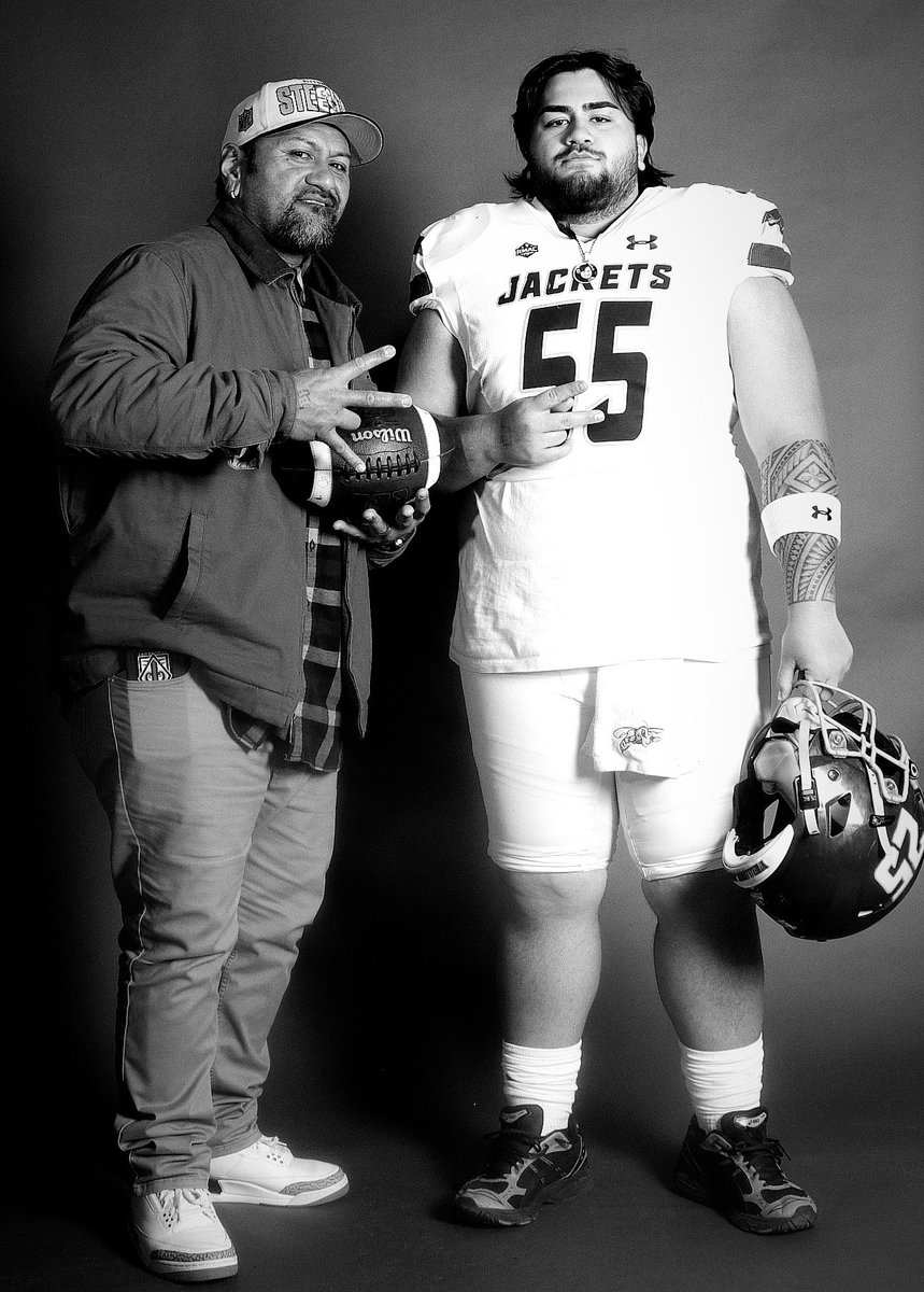 Blessed with a great time on my official visit!  #WEoverME 
<a href="/BHSUFB/">BHSU Football</a> <a href="/BreskeJosh/">Coach Breske</a>