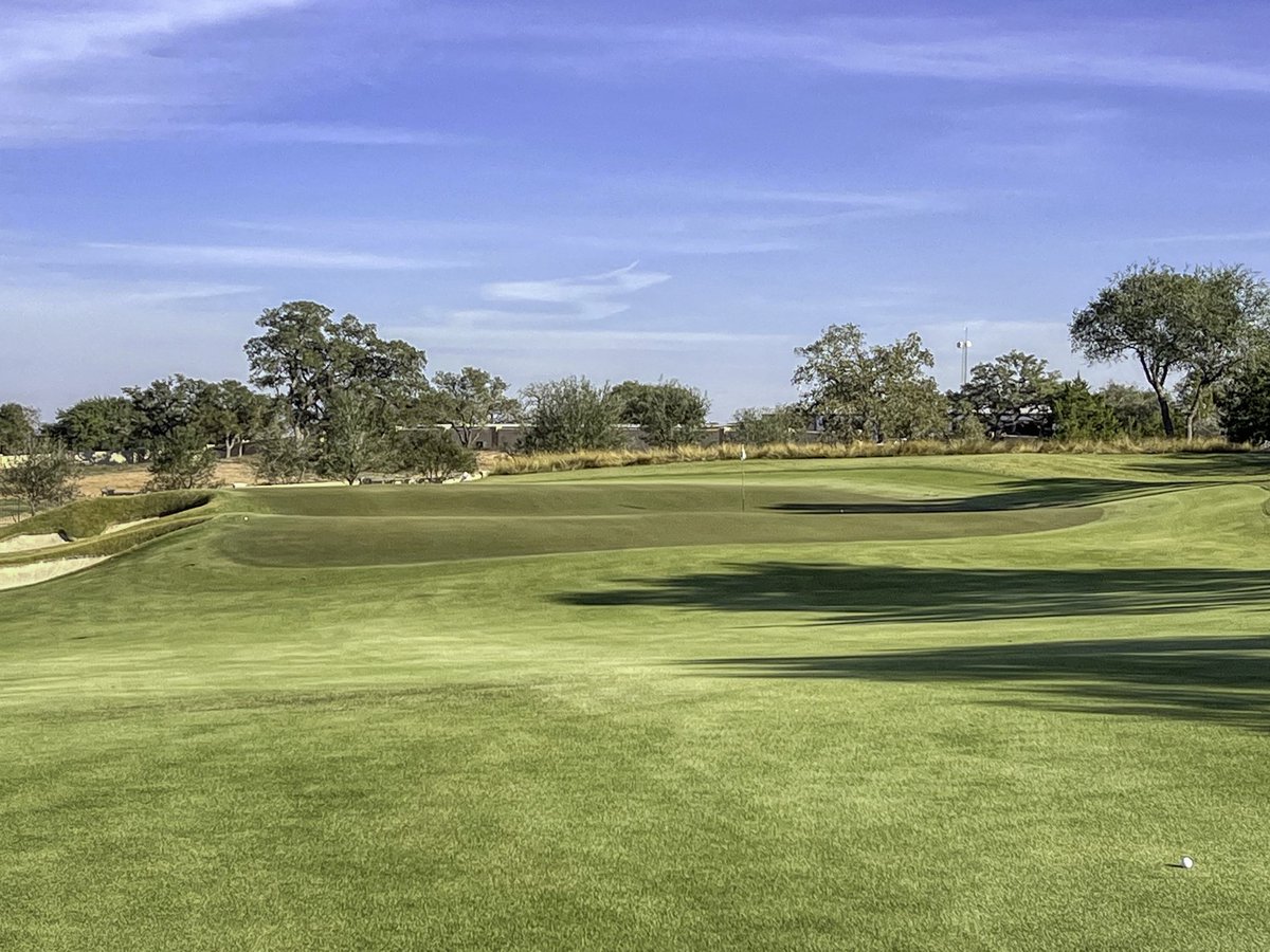 Many (including us) were surprised The Covey at Big East Ranch in TX won the <a href="/GolfDigest/">Golf Digest</a> Best New Private course. There’s lots to like about it, especially the peaceful, naturally rolling site &amp; action on the greens. Here are some ground shots. 

Hit me w/ ?s I’ll do my best.