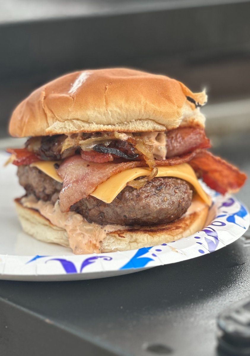 ZeroGravitySC's tweet image. Just wrapped up an epic cookout with the Zero Gravity crew, and the brisket burgers were off the chain! Here's to more delicious adventures and groundbreaking projects ahead! Cheers to the weekend and to the magic we create together!

#ZeroGravity #TeamCookout #WeekendVibes