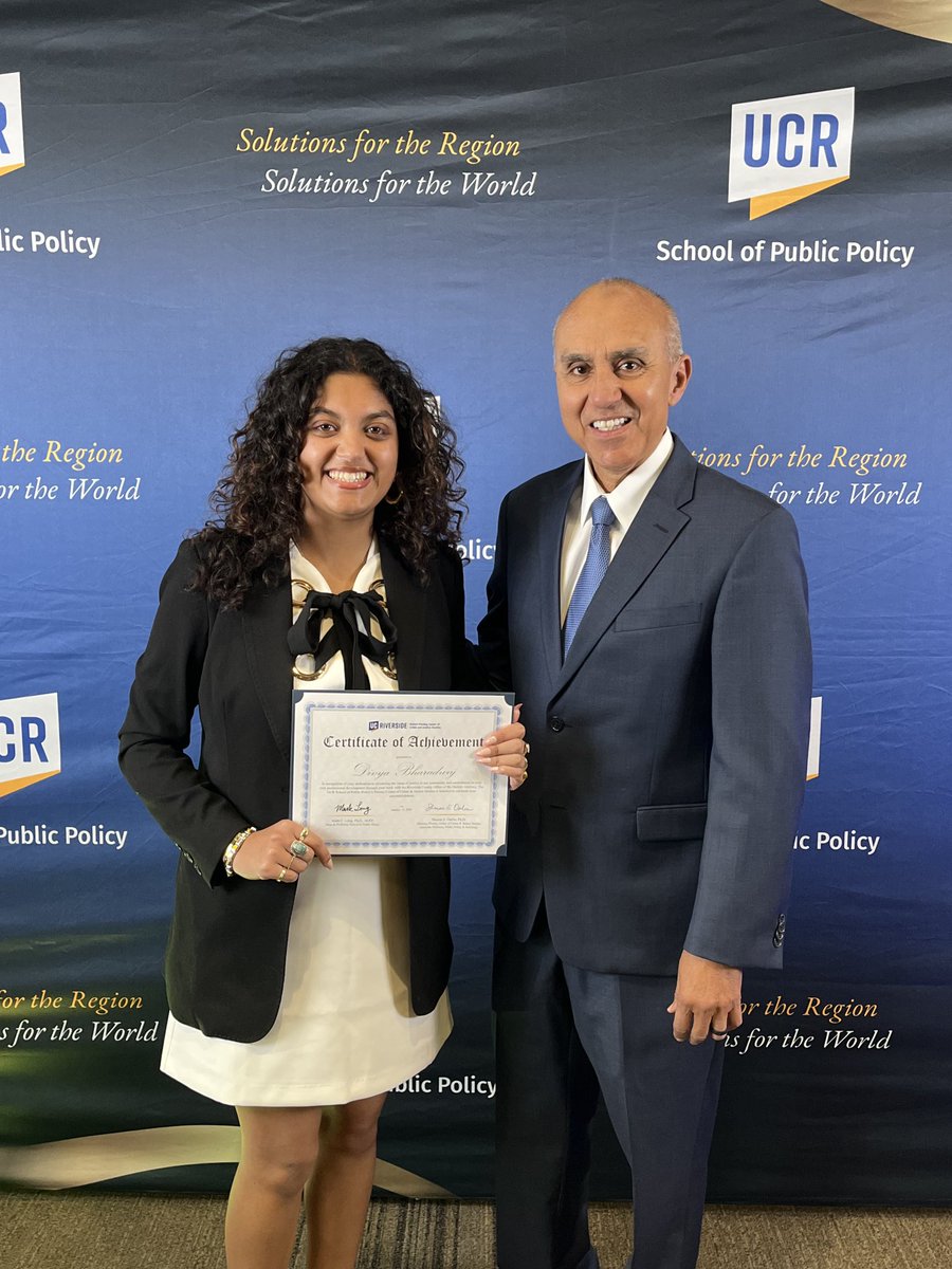 Michael Ramos (@michaelramos) on Twitter photo One of my students and interns <a href="/UCRiverside/">UC Riverside</a>. She just got accepted into graduate school. 👏😊 One of my students and interns <a href="/UCRiverside/">UC Riverside</a>. She just got accepted into graduate school. 👏😊