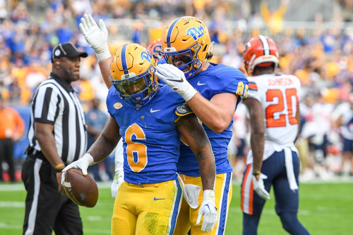 Xander Edwards (@edwards17xander) on Twitter photo I am blessed to receive a D1 offer from The University of Pittsburgh
<a href="/Pitt_FB/">Pitt Football</a>
<a href="/DeshawnBrownInc/">Deshawn Brown</a>
<a href="/Bolles_Football/">Bolles Football</a>
<a href="/Kb1Raw/">Coach Kade Bell</a>
<a href="/Rivals/">Rivals</a>
<a href="/On3Recruits/">On3 Recruits</a>
<a href="/TomLoy247/">Tom Loy</a>
<a href="/timprister/">Tim Prister</a>
<a href="/SWiltfong_/">Steve Wiltfong</a>
<a href="/LemmingReport/">Tom Lemming</a> I am blessed to receive a D1 offer from The University of Pittsburgh
<a href="/Pitt_FB/">Pitt Football</a>
<a href="/DeshawnBrownInc/">Deshawn Brown</a>
<a href="/Bolles_Football/">Bolles Football</a>
<a href="/Kb1Raw/">Coach Kade Bell</a>
<a href="/Rivals/">Rivals</a>
<a href="/On3Recruits/">On3 Recruits</a>
<a href="/TomLoy247/">Tom Loy</a>
<a href="/timprister/">Tim Prister</a>
<a href="/SWiltfong_/">Steve Wiltfong</a>
<a href="/LemmingReport/">Tom Lemming</a>