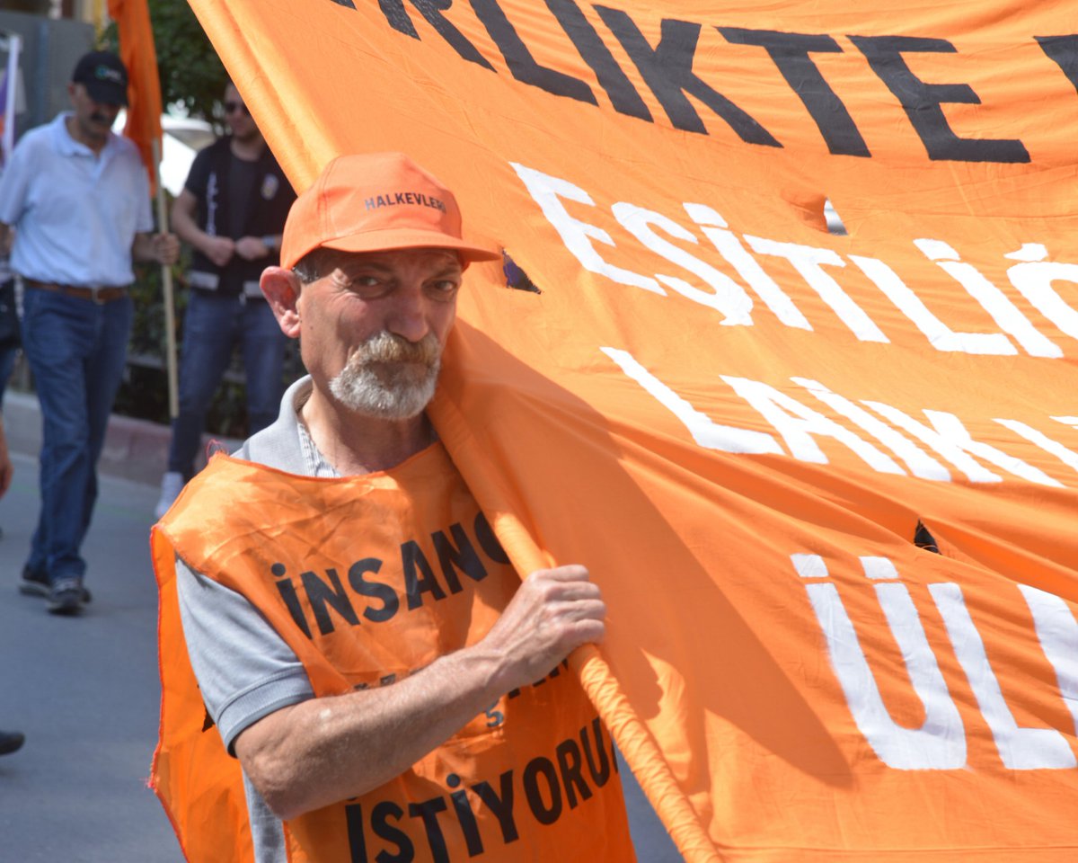 tarsushalkevi's tweet photo. Tarsus Halkevi Yöneticimiz, yoldaşımız Zeki Kabakçıoğlu'nu 20 gündür sürdürdüğü yaşam mücadelesi sonucu kaybettik. Acımız, üzüntümüz büyük.
Cenaze töreni bilgisi paylaşılacaktır https://t.co/wwCrI8ZUHb