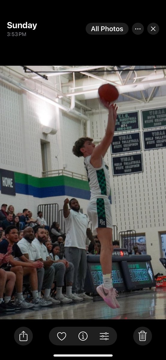 HUGE TEAM VICTORY over perennial power <a href="/SidwellMBB/">Sidwell Boys’ Basketball</a> at home. Soph Dylan Fletcher hit the game winning bucket with 3.2 left. Big night from Jack Loyd along with contributions from Ty Harris, Kendall Jones, Blake Fitzgerald, Justin Castleberry and Doug Hyslop. 1-0. <a href="/FlintHillHoops/">Huskies</a>
