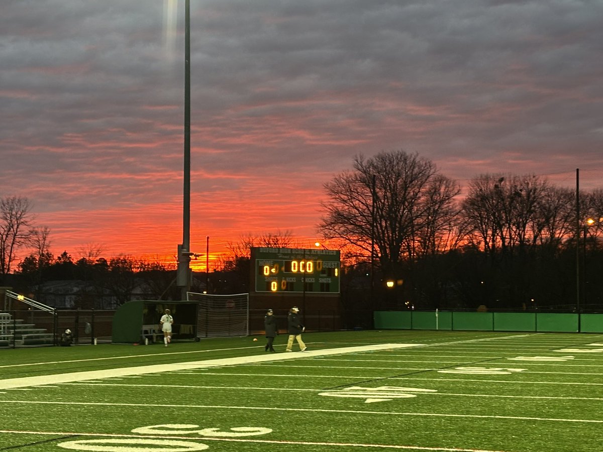 Let’s our 2025 season begin! Green and Gold game is always a fun way to start the season. The rain cleared out and the night shined! Gold team came out on top with a 2-0 victory! #big5 #packrally #onthehunt ⚽️🐺💚
