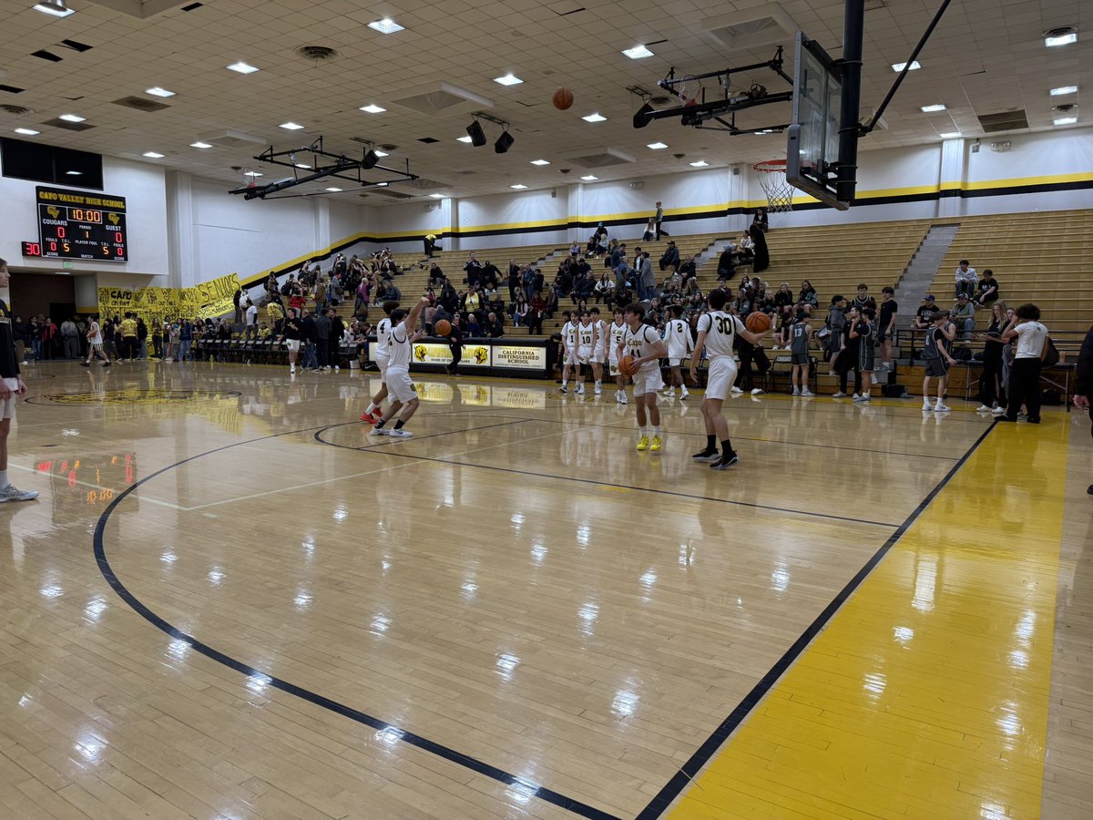 Ryan Kuhn (@rskuhn) on Twitter photo My office tonight is at Capo Valley High School as the Cougars boys basketball team takes on Aliso Niguel.
Winner will win the Sea View League.
<a href="/CapoValleyHS/">Capo Valley HS</a> <a href="/BoysAliso/">Aliso Niguel Boys Basketball</a> My office tonight is at Capo Valley High School as the Cougars boys basketball team takes on Aliso Niguel.
Winner will win the Sea View League.
<a href="/CapoValleyHS/">Capo Valley HS</a> <a href="/BoysAliso/">Aliso Niguel Boys Basketball</a>