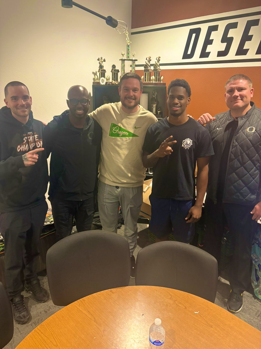 Camren “Camo” Hamiel (@camhamiel) on Twitter photo Thank you <a href="/oregonfootball/">Oregon Football</a> for stopping by today and meeting with me <a href="/CoachDanLanning/">Dan Lanning</a> <a href="/CoachLup/">Tosh Lupoi</a> <a href="/Coach_CHampton/">Chris Hampton</a> 💚!
<a href="/AZcoachHenri/">🕸️Coach Henri 🕸️</a> <a href="/DEdgeFootball/">Desert Edge Football</a> Thank you <a href="/oregonfootball/">Oregon Football</a> for stopping by today and meeting with me <a href="/CoachDanLanning/">Dan Lanning</a> <a href="/CoachLup/">Tosh Lupoi</a> <a href="/Coach_CHampton/">Chris Hampton</a> 💚!
<a href="/AZcoachHenri/">🕸️Coach Henri 🕸️</a> <a href="/DEdgeFootball/">Desert Edge Football</a>