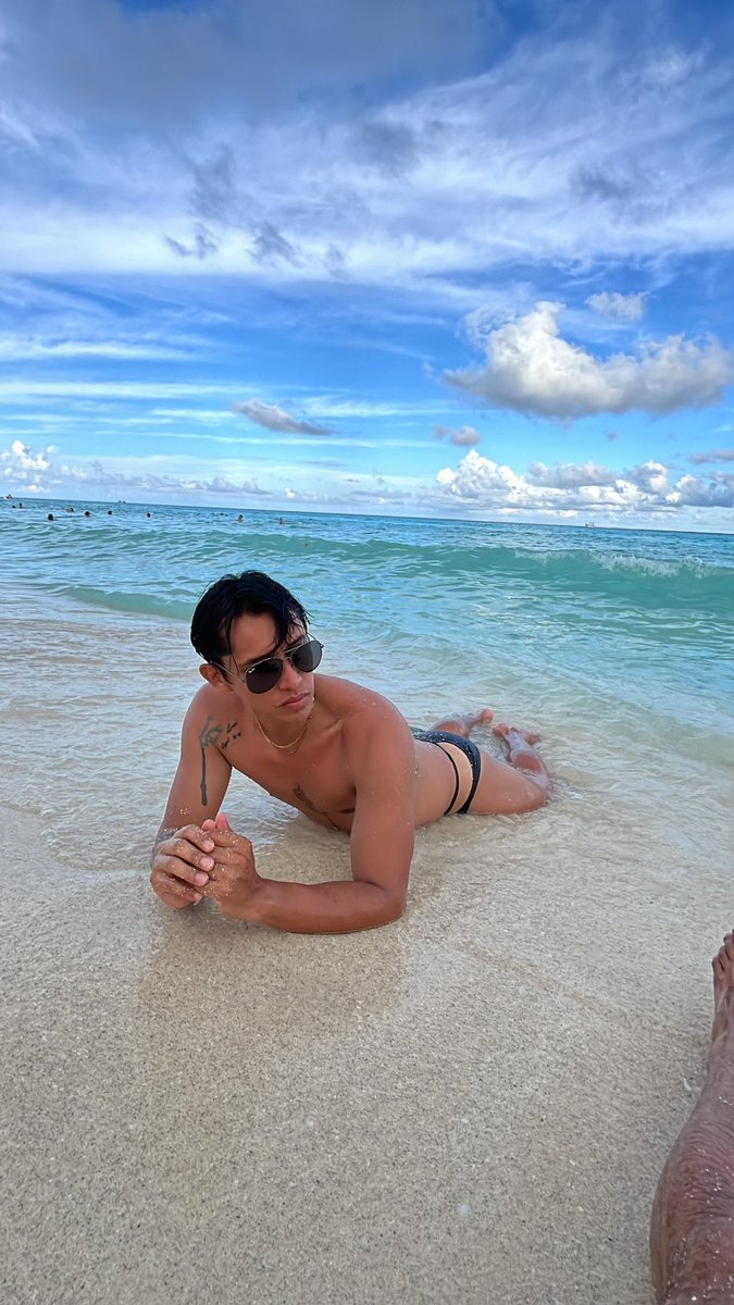Recordatorio de que necesito: arena, playa y sol.