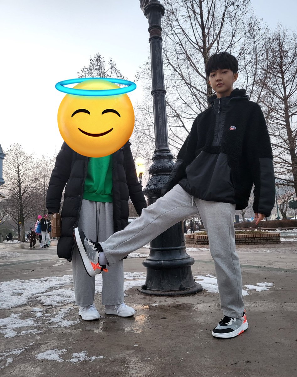 7FFJIN7's tweet photo. hey yo～hello cool boy，How's it going？😎😎💪🏻💪🏻#정세윤 #JUNGSEYUN #jungseyun #JungSeYun #HiHat https://t.co/KKw2dUy2kV