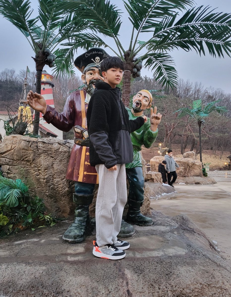 7FFJIN7's tweet photo. hey yo～hello cool boy，How's it going？😎😎💪🏻💪🏻#정세윤 #JUNGSEYUN #jungseyun #JungSeYun #HiHat https://t.co/KKw2dUy2kV