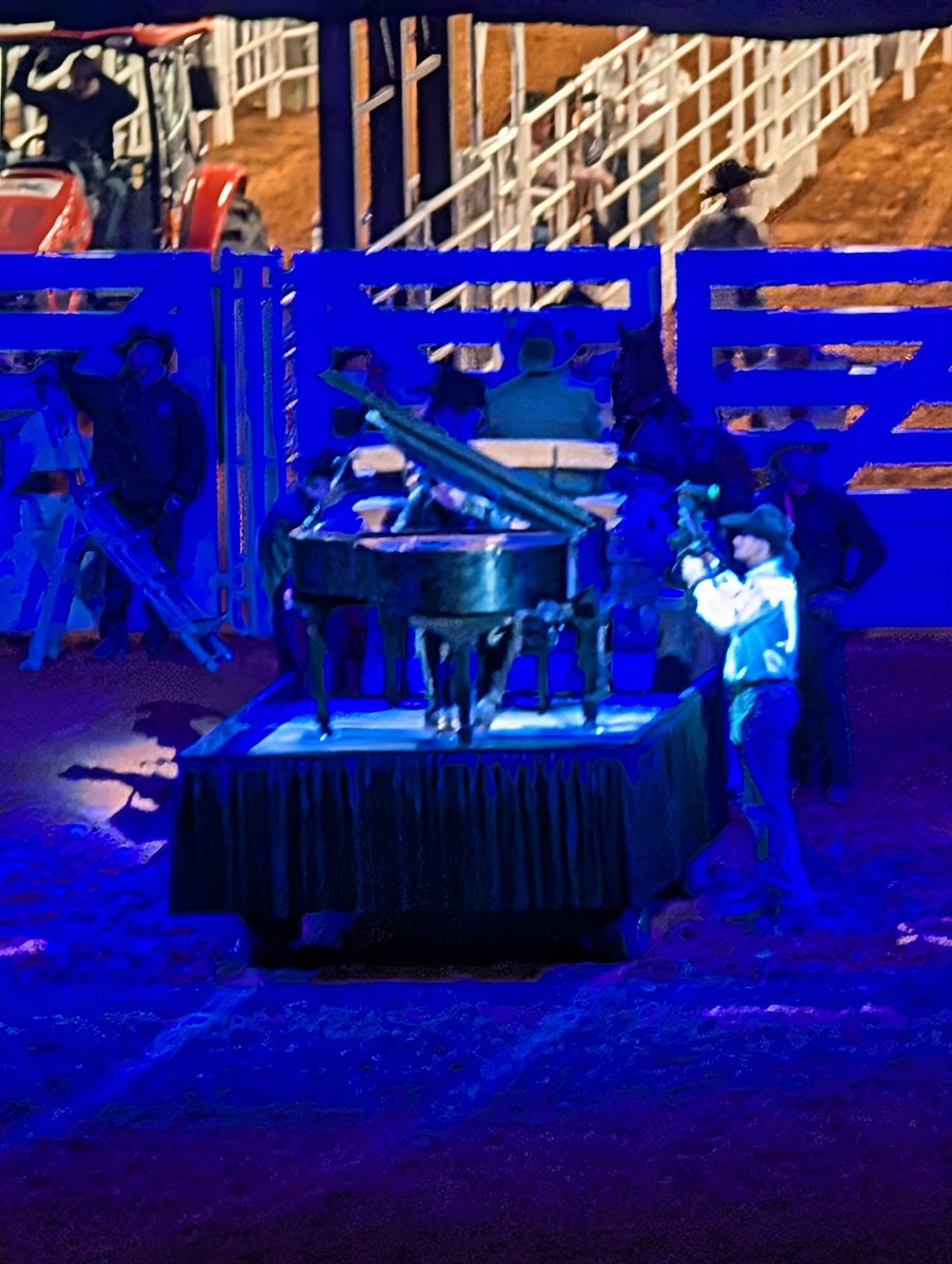 Love the rodeo but is a piano really the right thing?