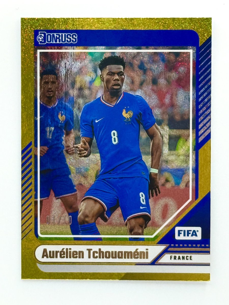 KeekoBreaks's tweet photo. Half Case of Donruss Soccer #1 ✅

Sullivan Rookie Auto 🇺🇸🇺🇸🇺🇸
Bale Auto 🏴󠁧󠁢󠁷󠁬󠁳󠁿👑
Griezmann /5 💚
Tchouameni /10 💛 https://t.co/fRpU5byvNj