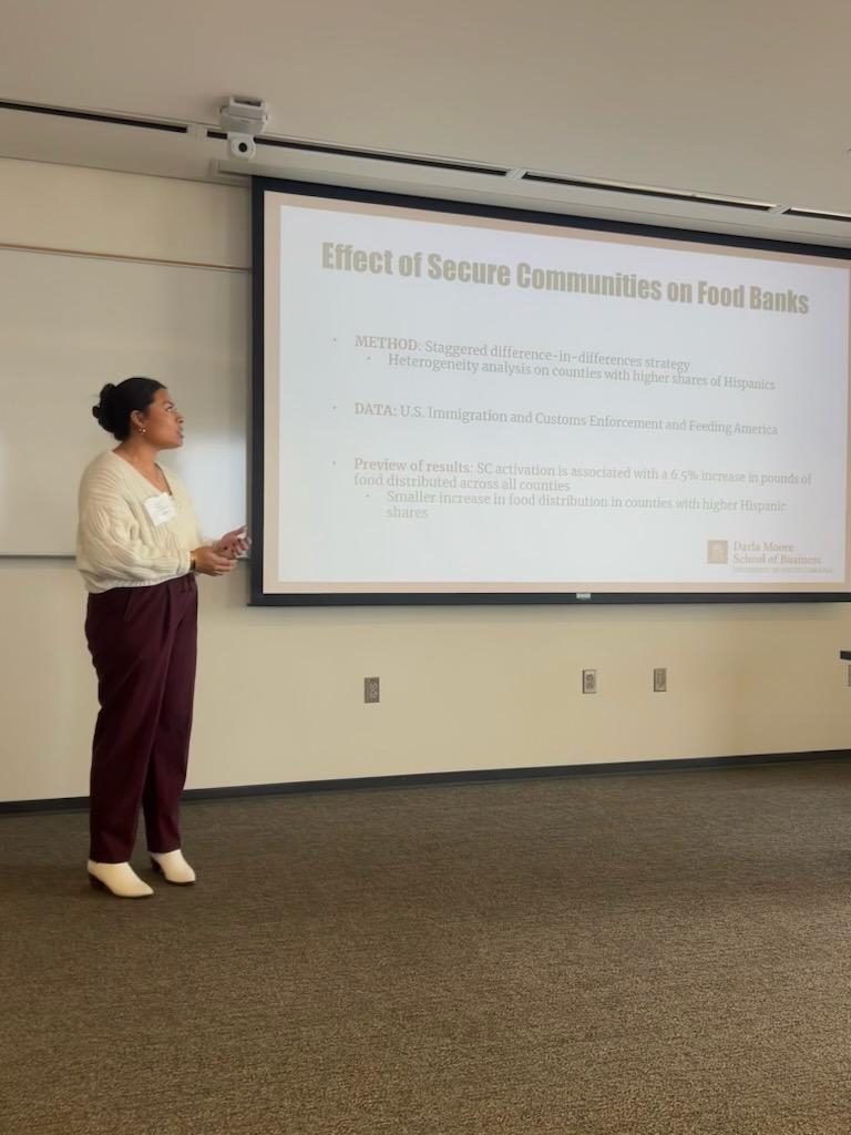 U of SC Economics (@uofsc_econ) on Twitter photo Today, 3rd year PhD student <a href="/theashleyrojas/">Ashley Rojas</a> shared her work on immigration enforcement and food bank utilization at the Carolina Migration Conference. Very interesting and well done work by Ashley! Today, 3rd year PhD student <a href="/theashleyrojas/">Ashley Rojas</a> shared her work on immigration enforcement and food bank utilization at the Carolina Migration Conference. Very interesting and well done work by Ashley!