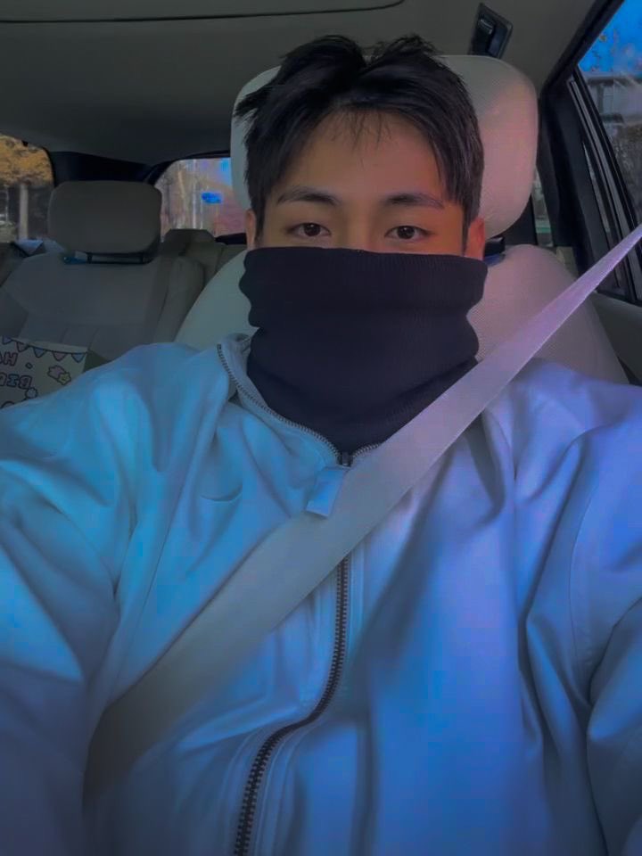 Taehyungimpact's tweet photo. Taehyungie 🥹 https://t.co/UNsY4cQsvA