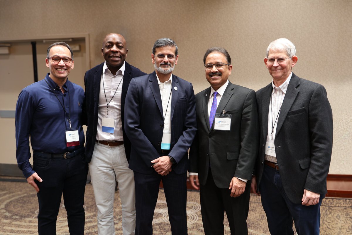 Feeling ✨presidential✨ with leaders past and present!

Join us tonight from 6–8 PM in the exhibitor hall for drinks and appetizers, courtesy of <a href="/IBADosimetry/">IBA Dosimetry</a>. See you there!