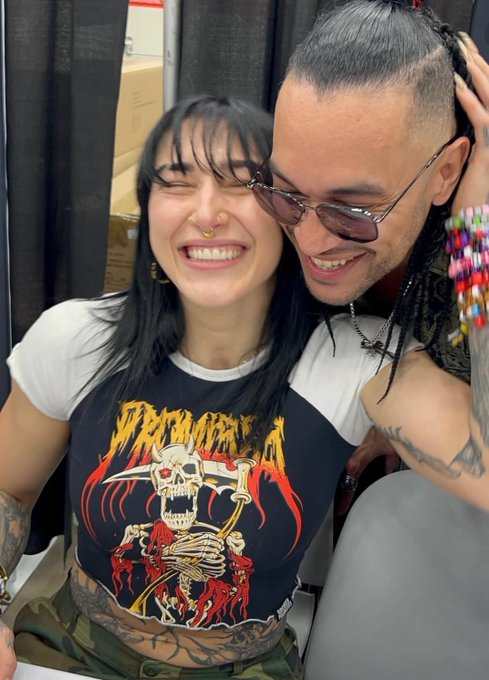 DemonOfAdelaide's tweet photo. My gay bestie can beat up your gay bestie!😆🥰 https://t.co/f6mlsfJbaw