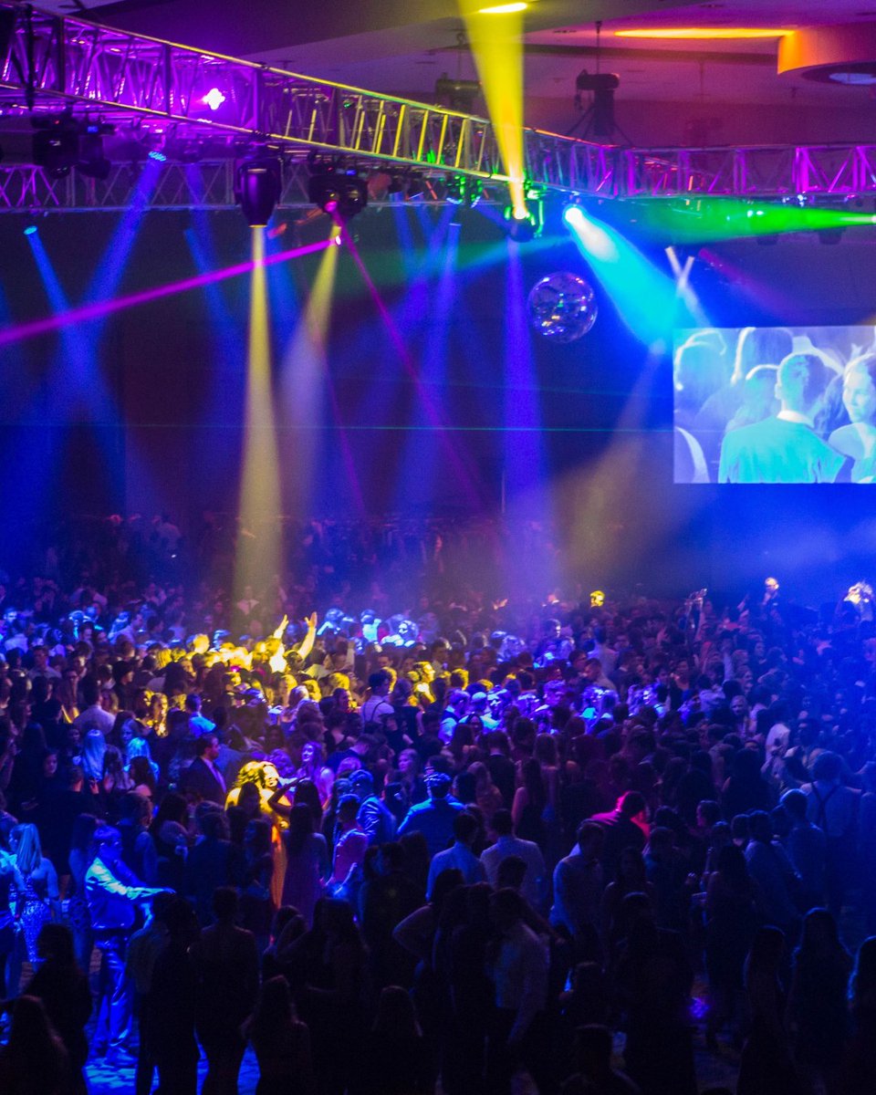 GVSUalum's tweet photo. One unforgettable night to another! The GVSU Presidents' Ball has been a longstanding tradition since 1986! Alumni, what's your favorite memory from the Ball? https://t.co/4RQBVms3fw