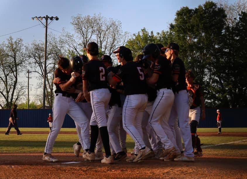 JohnAPowell17's tweet image. JV State 2024