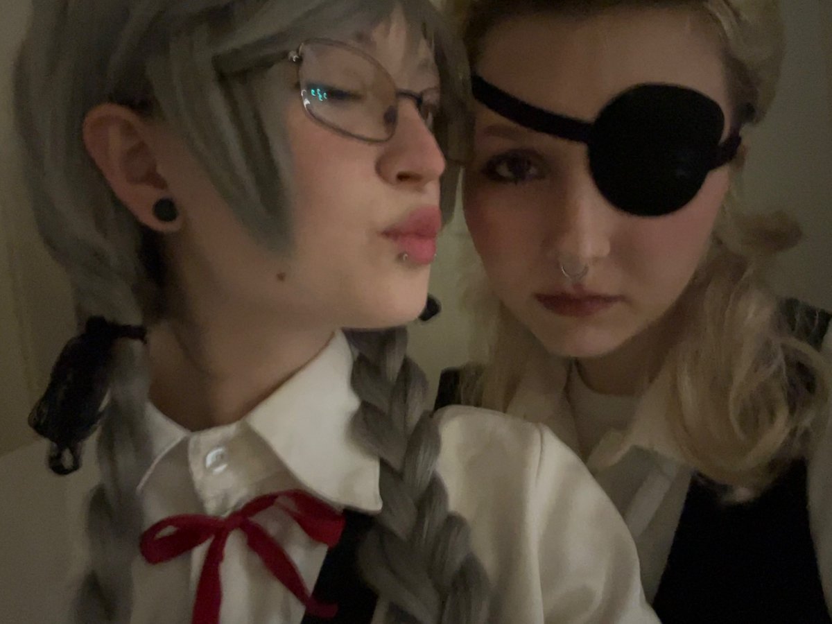 ghostlyvirtual's tweet image. back again to post danganronpa cosplays… again .. sigh #dr #drtwt #danganronpatwt