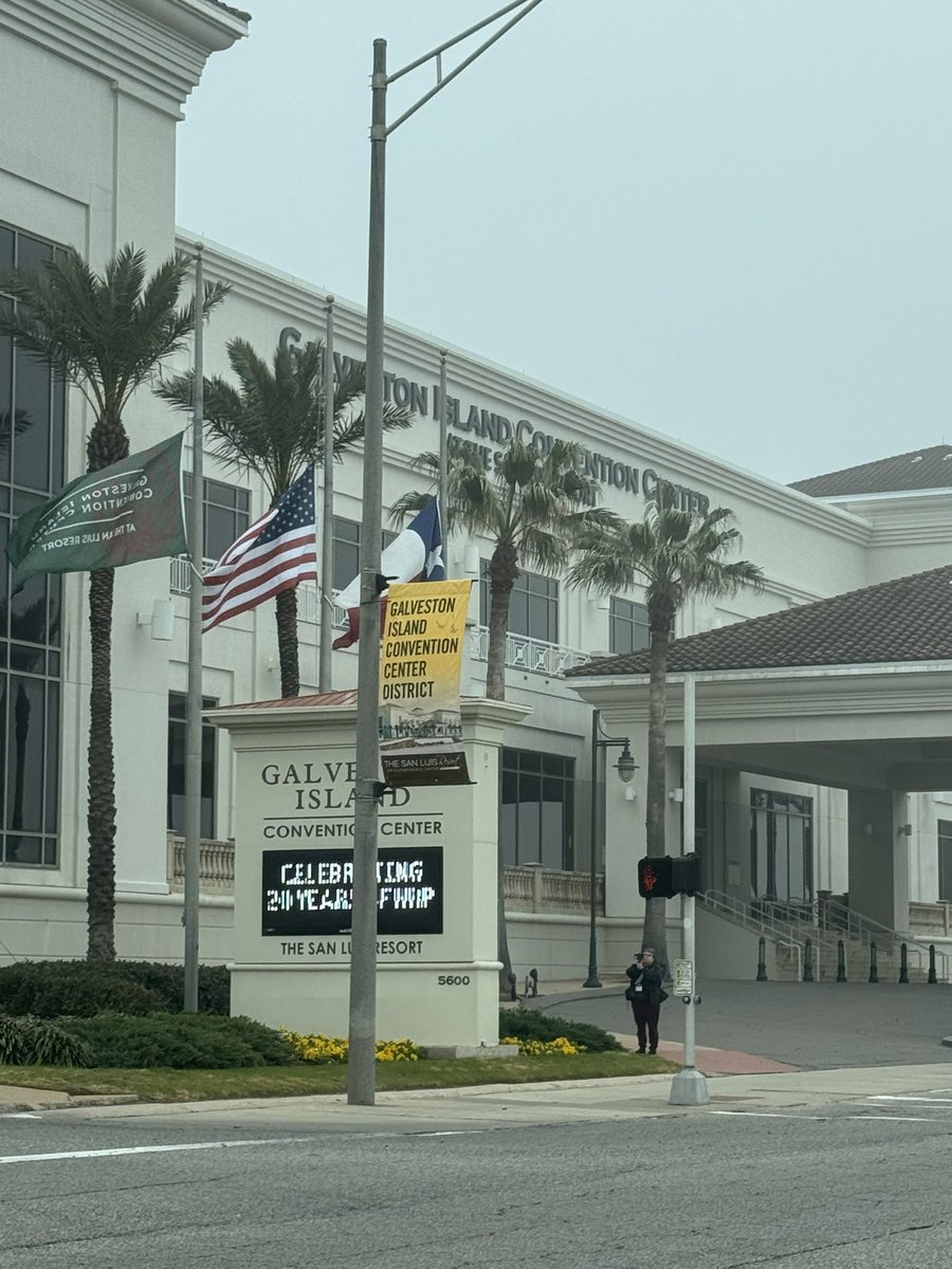 MichaelPohlen's tweet image. Always glad to return to Galveston for @NASA HRP Investigators’ Workshop. Excited to see more and more imaging work each year, and congrats to @Kyle_D_Anderson on his award-winning work on LLM assessment for aerospace medicine! #SpaceMedicine #SpaceRadiology