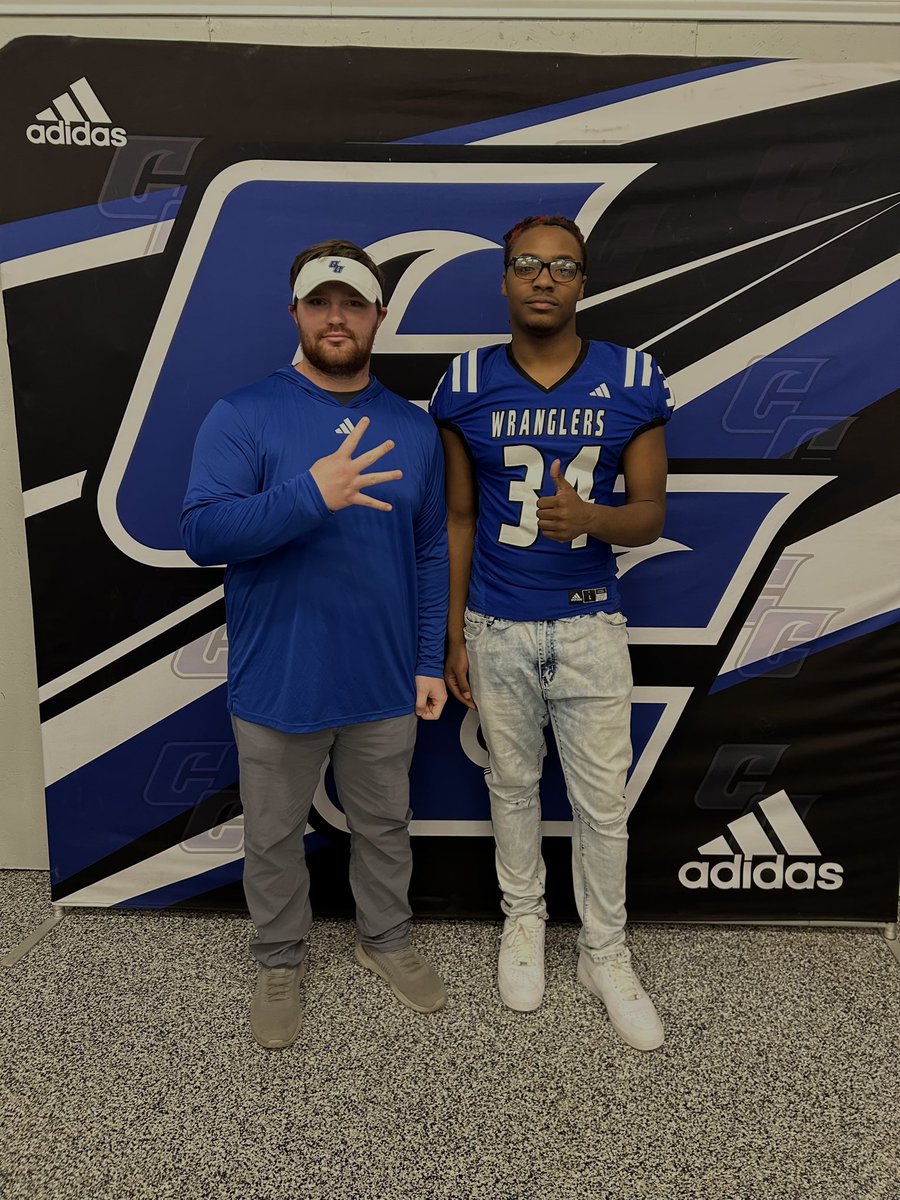 Had a amazing time at <a href="/CiscoCollegeFB/">Cisco College Football</a> today <a href="/CoachG_Gtz/">Geno Gutierrez</a> <a href="/Stretchright/">Craig Smith</a> <a href="/CoachDre2025/">Dandre dearmon</a>