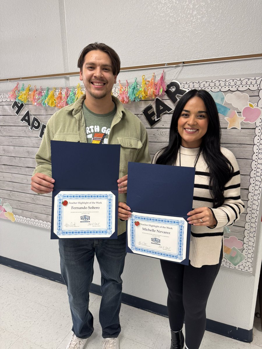 adecantu7's tweet photo. 🎉🎊Congratulations to this awesome duo🙌🏻🙌🏻 Teacher Highlight of the Week 🎉🙌🏻🎉 Michelle Nevarez and resident, Fernando Soltero. #RedSandsCowboys #ClintISD #YouMakeUs https://t.co/pMVM2Dr7fx