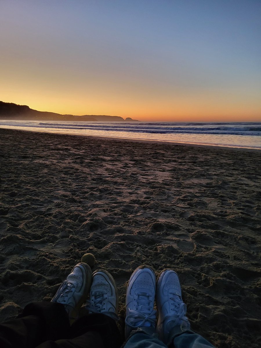 <3