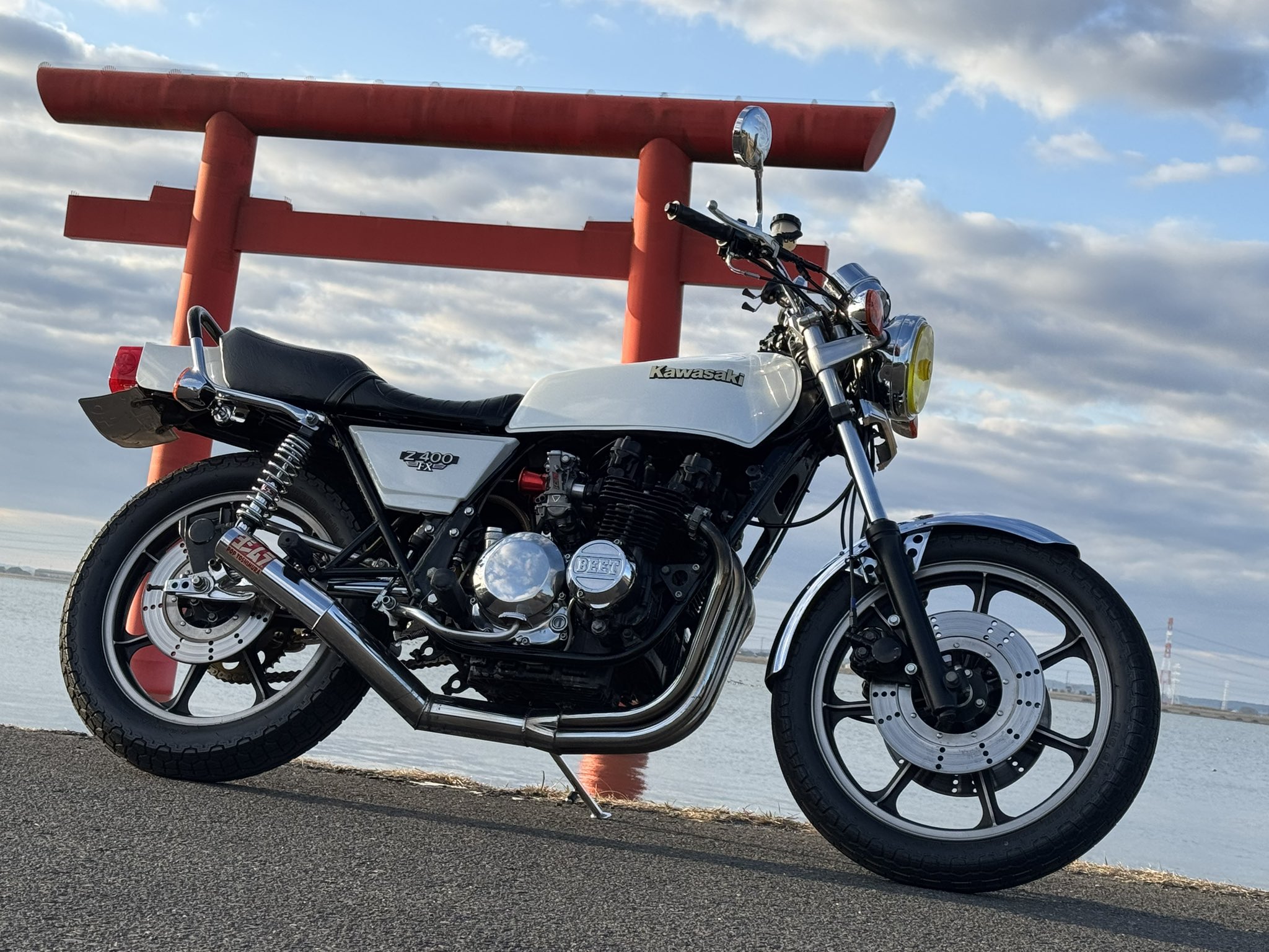 h*e様 Kawasaki Z400FX用　水野板金工業所 メッキ製　蛍付きツイ MRS 日本製 スチール製 クロームメッキ フロントフェンダー