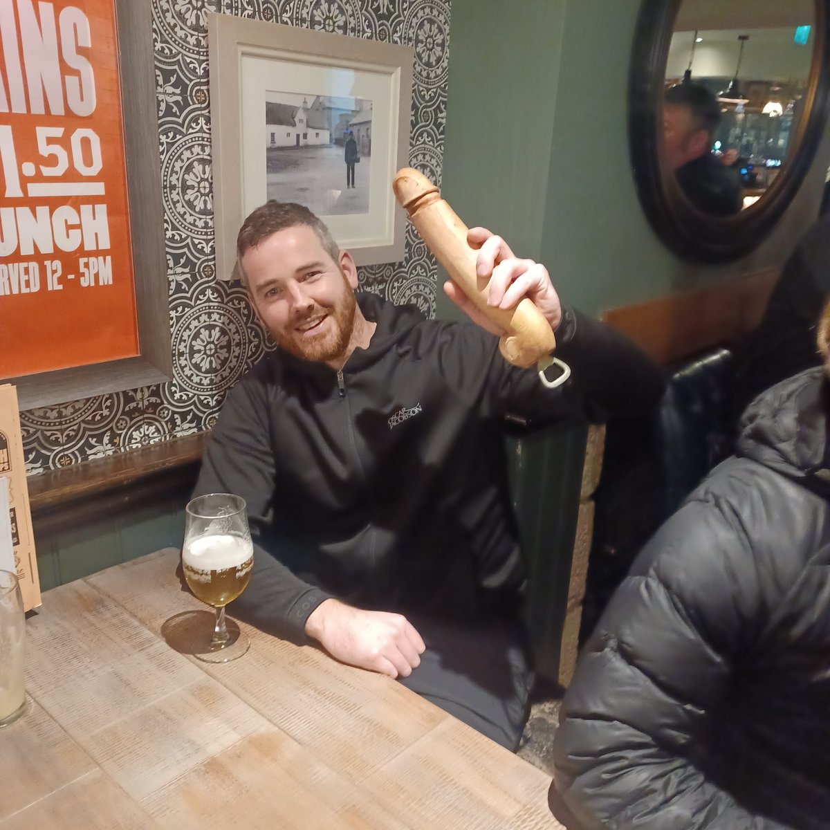 It's good to have the team back after a long lay off!!

Goals from <a href="/gavdarbs/">Gav Darby</a> <a href="/mjh_17/">Mark Hetherington</a> <a href="/gl1892/">GL</a> with a 3-1 win v Southport <a href="/mid_lancs/">Mid Lancs Football League</a> #vetsfootball <a href="/CarnforthRanger/">Carnforth Rangers FC</a>

M.O.M Liam Moffat