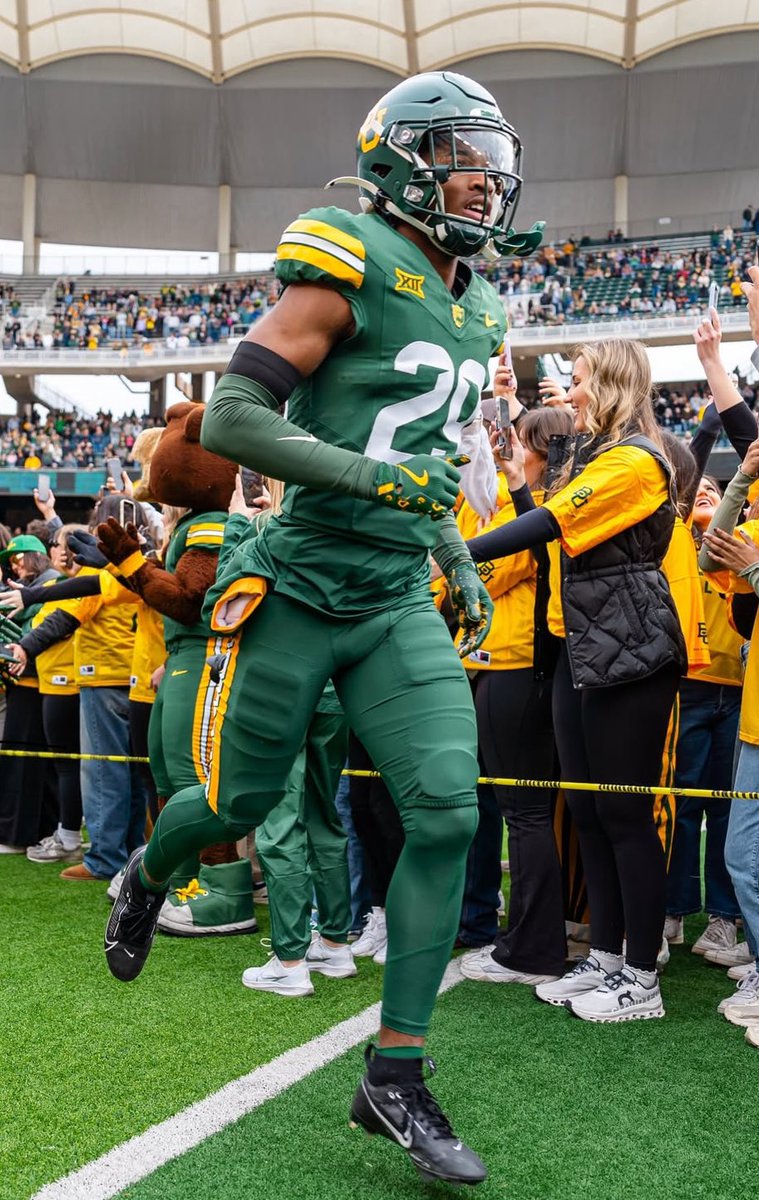 ⭐️John Meredith lll⭐️ tweet media