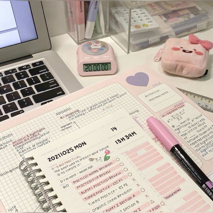 bunnistudy's tweet image. 美術教師 ㅤ? ! ?  ㅤthreads úteis que salvei para o vestibular/ENEM, o fio...