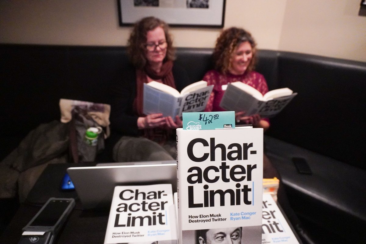 We’re having an amazing time so far at our new Books &amp; Ideas series on <a href="/granville_isle/">Granville Island</a>. Both events sold out before the day of, so get your tickets ASAP for our next event on Feb 10 with <a href="/NekoCase/">Neko Case</a>!