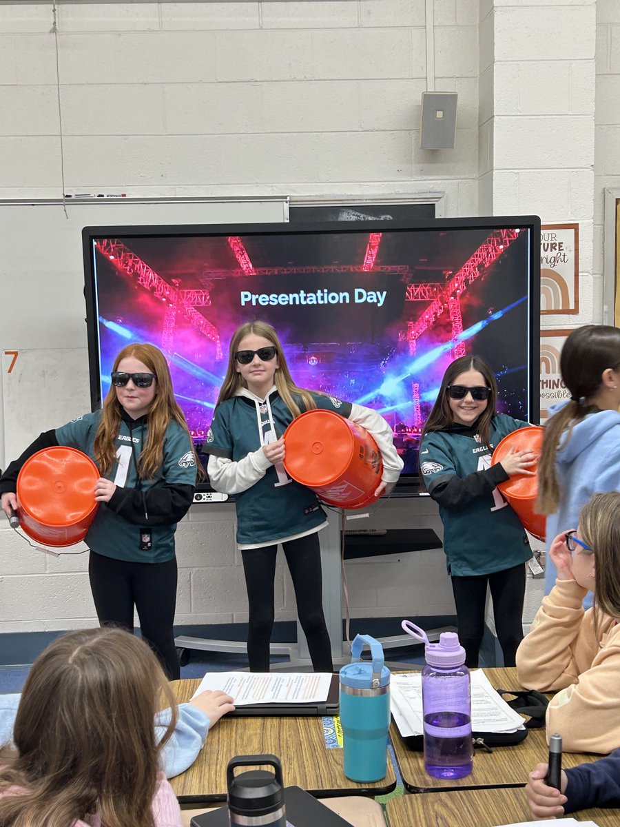 Song writing week presentation day! ⁦<a href="/HaddonSchools/">Haddonfield Schools</a>⁩ @centrales1