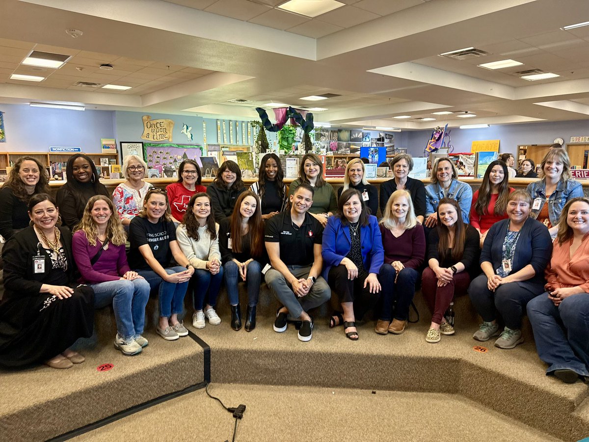 Austin ISD Special Education Family🍎
We love Dr. Robinett and we wish her well in retirement. Thank you for your leadership in service of students. We are better because of you!