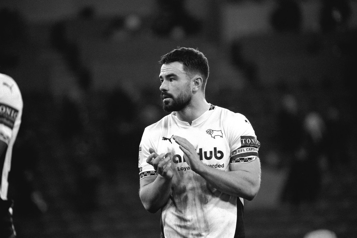 eírancashin tweet media