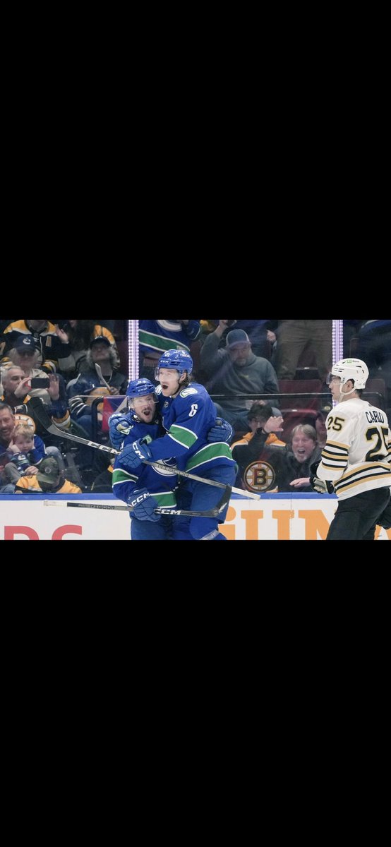 canucks5678's tweet photo. oh this hurts 😖😭 https://t.co/IiObF73kFI