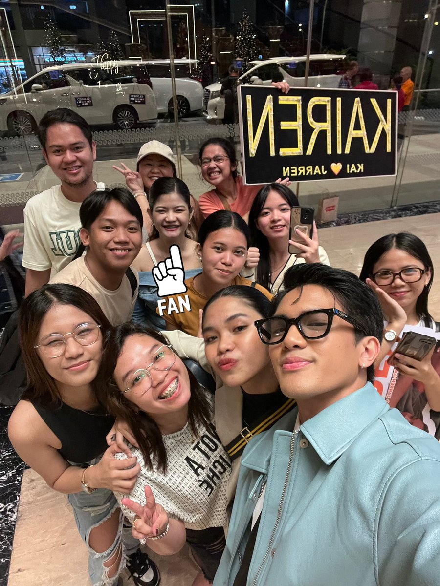 KarJonDavao's tweet photo. @KJ111318 @NetworkLangTo Kaye ikaw ba to ? Haha akala ko ba walang spark pero kasama ka sa Kairenites peace Kaye hahaha https://t.co/tD9fZCT2lt