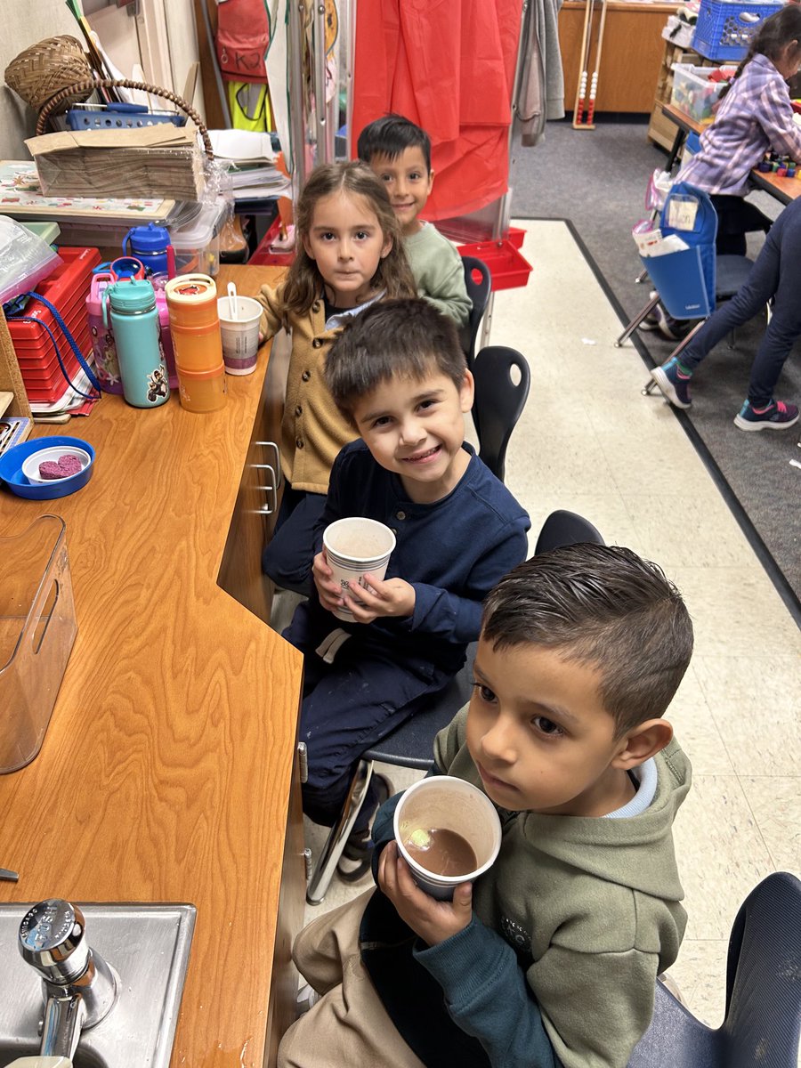 melrules61's tweet photo. Itβs National Hot Chocolate Day! TK followed directions and made a cup of hot chocolate! #nationalhotchocolate https://t.co/KGQvGRhyva