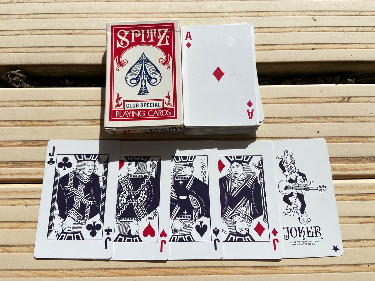 掃除中お宝発見。スピッツトランプ