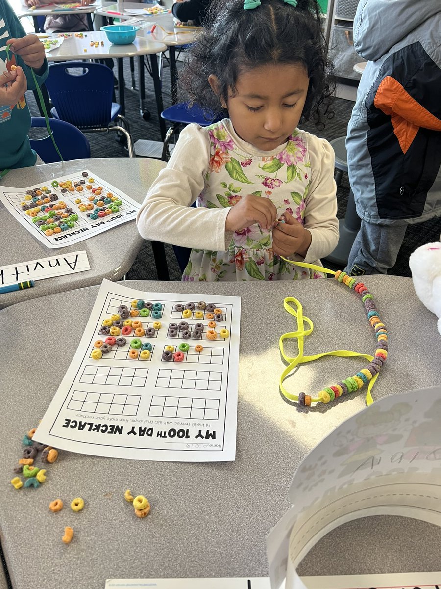 Our kindergartners had a blast creating their own 100-piece Fruit Loop necklaces! 🍭✨ <a href="/HollyDolphins/">Holly Avenue Dolphins</a> <a href="/ArcadiaUnified/">Arcadia Unified</a>