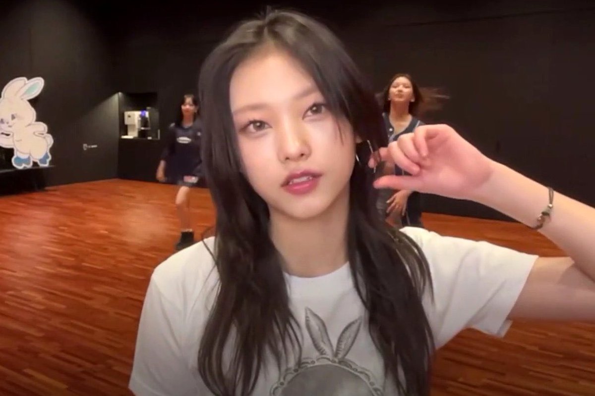 haerinskumu's tweet image. 🩶💫