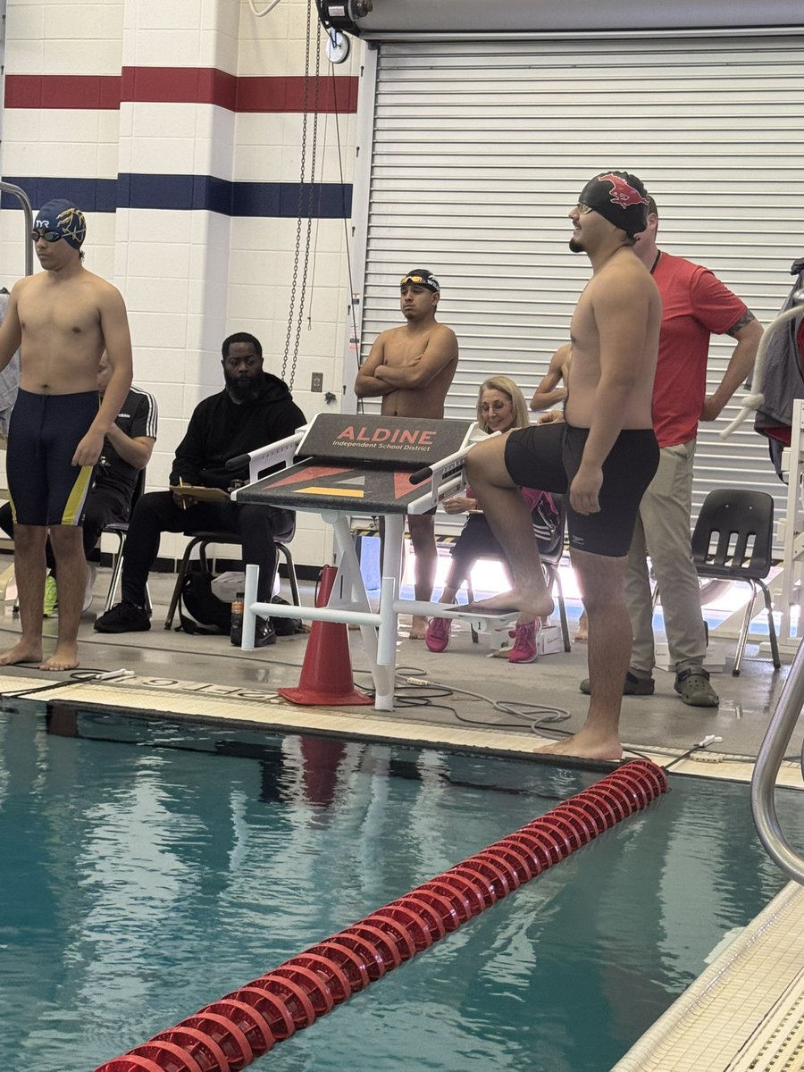coach_u87's tweet photo. Awesome to have one of the #Dawgs not only competing at the district swim meet, but advancing to regionals! 

Congratulations Gerardo! @Westfield_SWIM https://t.co/rhiWYZSQbU