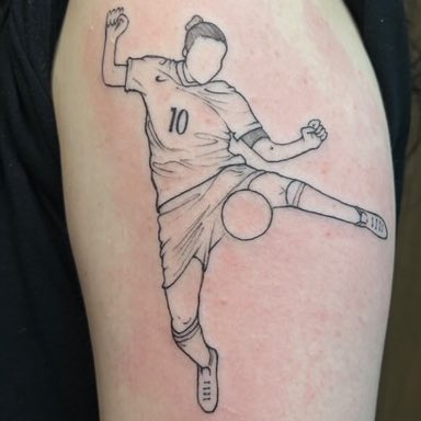 central cris zoeira 🥷🏻 tweet media